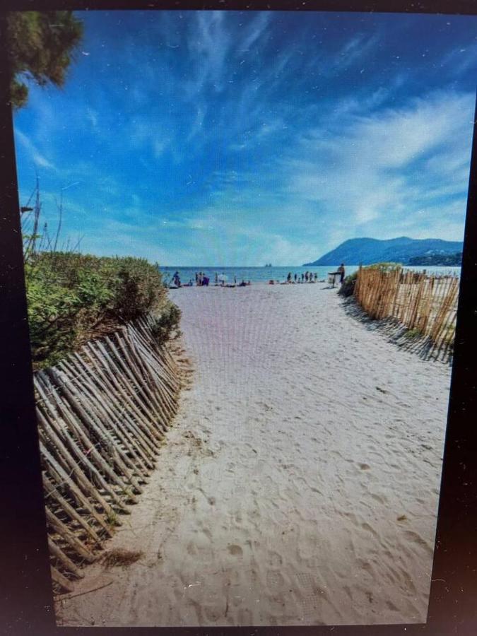 Pin Rollan Beach Saint-Mandrier-sur-Mer Exteriér fotografie