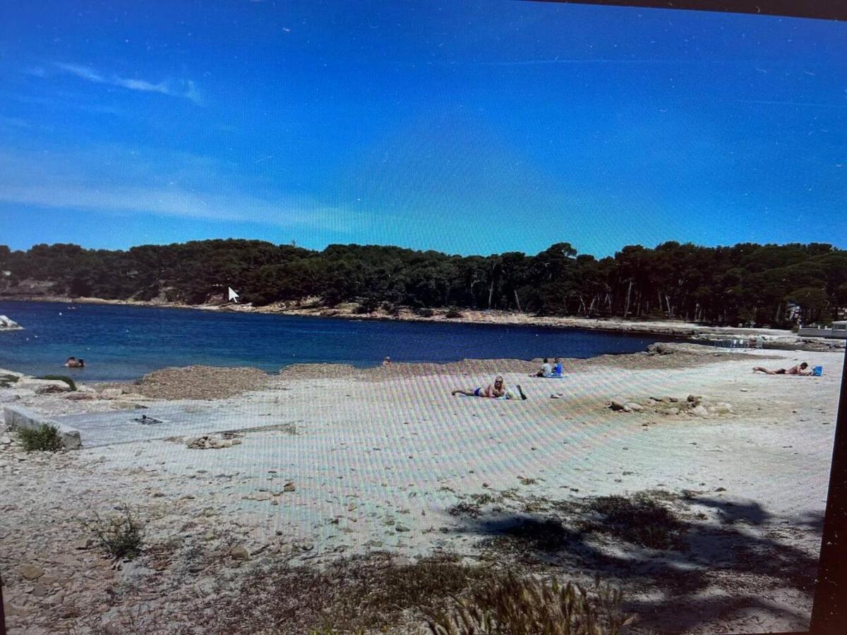 Pin Rollan Beach Saint-Mandrier-sur-Mer Exteriér fotografie